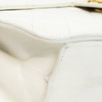 Chanel Flap Bag in Pelle in Bianco