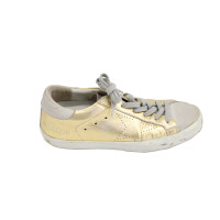 Golden Goose Trainers Leather in Gold