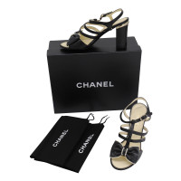 Chanel Sandals Leather in Black