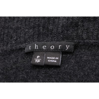 Theory Strick in Grau