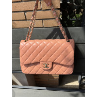 Chanel Classic Flap Bag Jumbo Leer in Roze