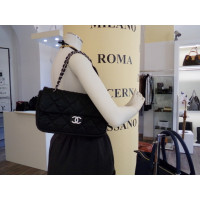 Chanel Classic Flap Bag en Coton en Noir