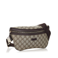 Gucci Handtasche aus Canvas in Beige