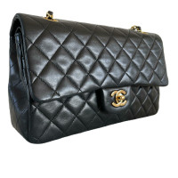 Chanel Timeless Classic en Cuir en Noir