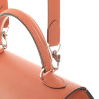 Moynat Petit Rejane Bag aus Leder in Orange