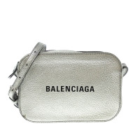 Balenciaga Everyday Camera Bag XS en Cuir en Argenté