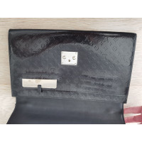 Louis Vuitton Portefeuille Anouchka Patent leather in Black