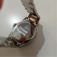 Vivienne Westwood Armbanduhr in Silbern