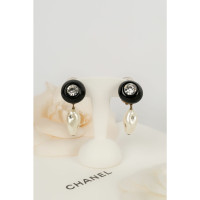 Chanel Boucle d'oreille en Noir