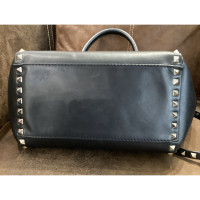 Valentino Garavani Rockstud Shopper Leather in Black
