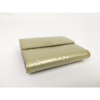 Louis Vuitton Accessory Patent leather in Beige