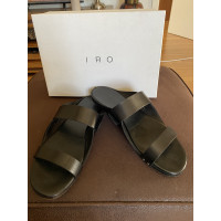 Iro Sandalen aus Leder in Schwarz
