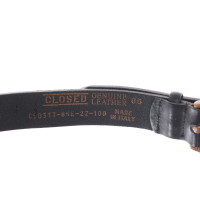Closed Belt Leather in Black