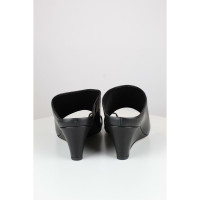 Arket Sandalen aus Leder in Schwarz