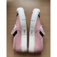 Fendi Sneakers aus Leder in Rosa / Pink