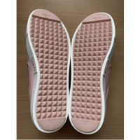 Fendi Sneakers aus Leder in Rosa / Pink