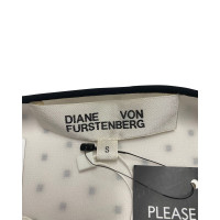 Diane Von Furstenberg Kleid aus Viskose in Weiß