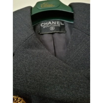 Chanel Anzug aus Wolle in Grau