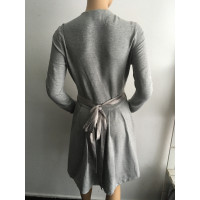 Diane Von Furstenberg Kleid aus Viskose in Grau