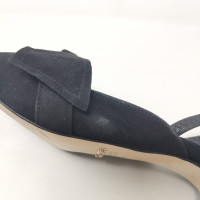 Massimo Dutti Pumps/Peeptoes Suede in Black
