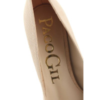 Paco Gil Pumps/Peeptoes Leer in Beige