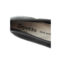 Repetto Slippers/Ballerinas Suede in Black