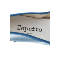Repetto Slippers/Ballerina's Lakleer in Blauw