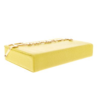 Charlotte Olympia Clutch aus Leder in Gelb