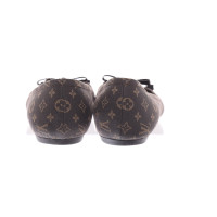 Louis Vuitton Slipper/Ballerinas in Braun