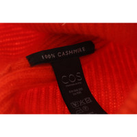 Cos Hat/Cap Cashmere in Orange