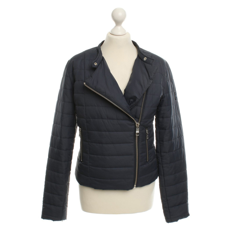 Closed Quilted Jacket in Dark Blue