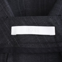 Hugo Boss Anzug aus Wolle in Grau