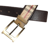 Burberry Cintura con Nova Check modello