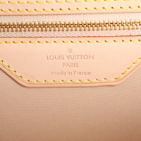Louis Vuitton Brea MM34 en Cuir verni en Beige