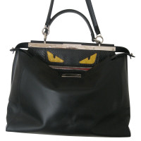 Fendi Peekaboo Bag Large aus Leder in Schwarz