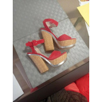 Miu Miu Sandalen aus Leder in Rot