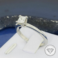Tiffany & Co. Ring aus Platin in Grau