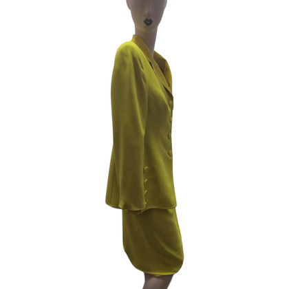 Fontana Suit Silk in Yellow