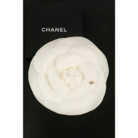 Chanel Brosche in Weiß