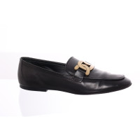 Tod's Chaussons/Ballerines en Cuir en Noir