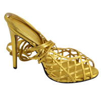 Emilio Pucci Sandals Leather in Gold