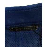 Giorgio Armani Jacke/Mantel aus Leder in Blau