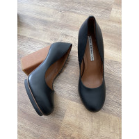 & Other Stories Wedges Leather in Black