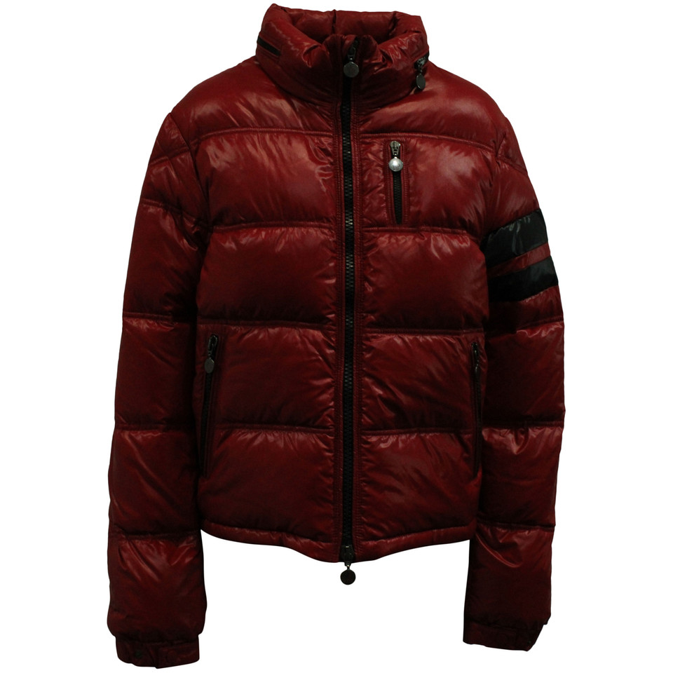 Moncler Jacke/Mantel in Rot