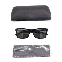 Balenciaga Lunettes de soleil en Noir