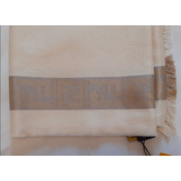 Fendi Schal/Tuch aus Wolle in Beige