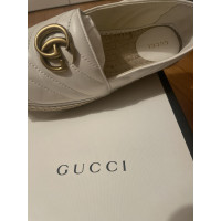 Gucci Sandalen aus Leder in Weiß