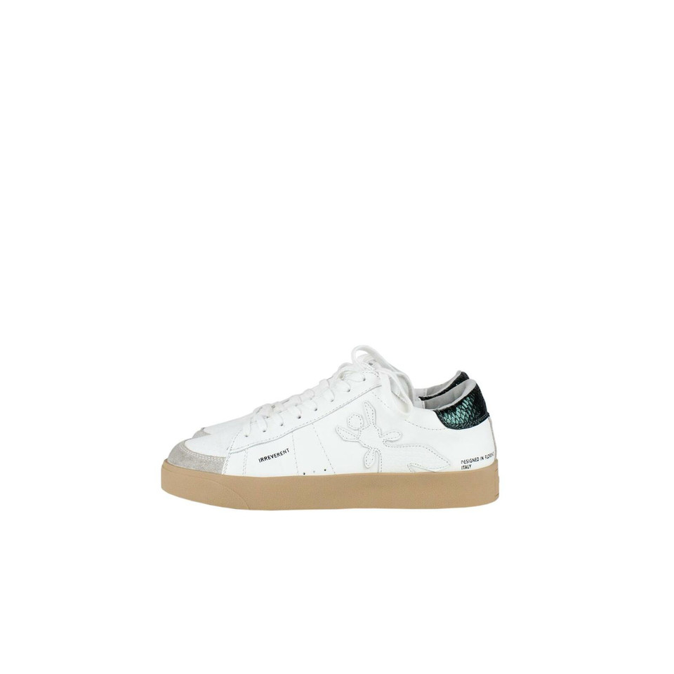 Patrizia Pepe Sneakers aus Leder in Weiß