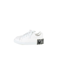 Moschino Sneakers aus Leder in Weiß