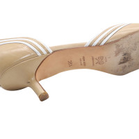 Anya Hindmarch Sandalen aus Leder in Nude